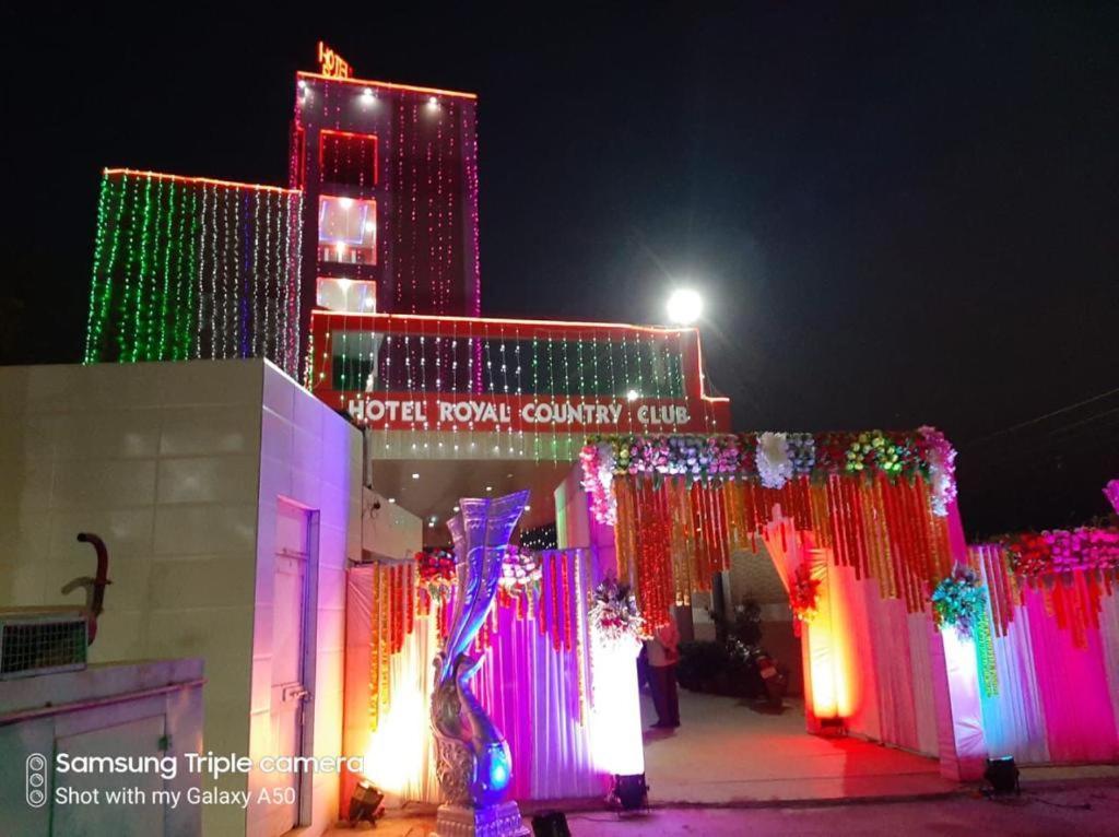 Hotel Royal Country Club Varanasi Exterior foto